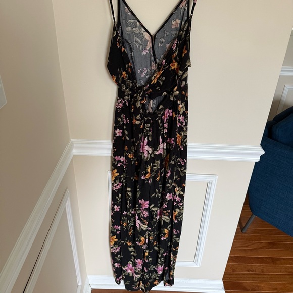 American Eagle Summer Preppy Floral Black Jumpsuit Sz XS V-Neck Tie Back Flowy - Picture 5 of 9
